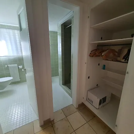 Tatil Evi Tina
